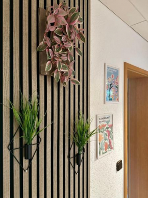 Schöne Wohnung mit großem Garten